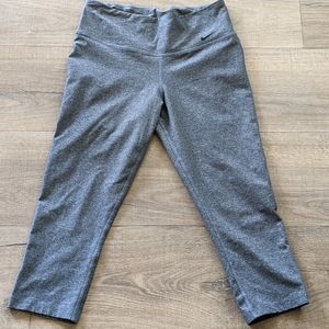 Nike DriFit Capri Shorts Like New